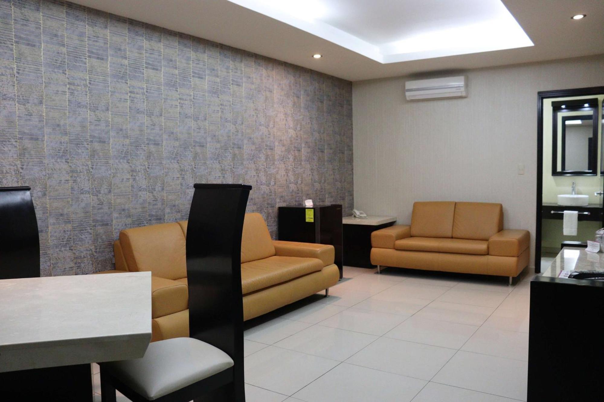 Wyndham Garden Aguascalientes Hotel & Casino 外观 照片