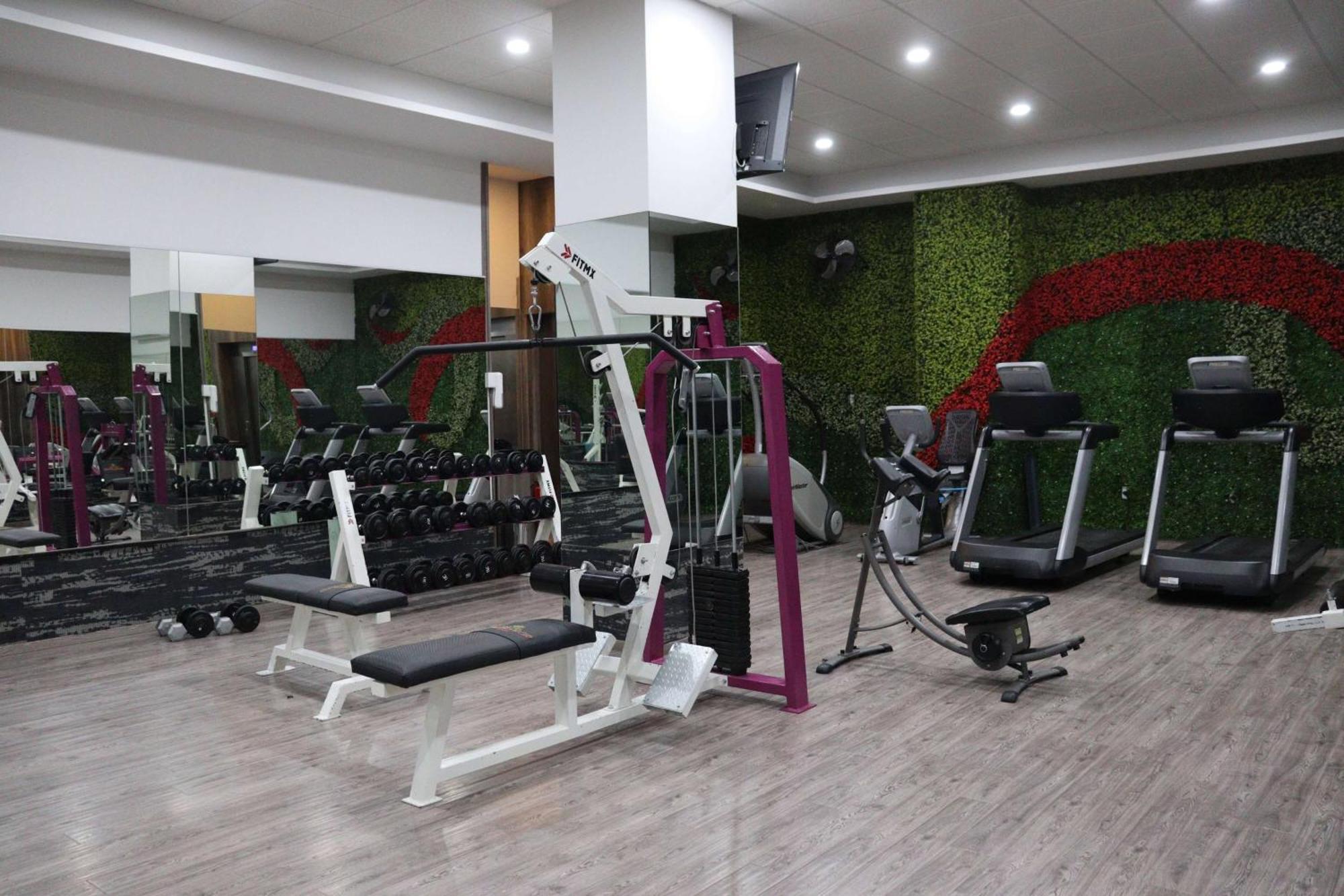 Wyndham Garden Aguascalientes Hotel & Casino 外观 照片