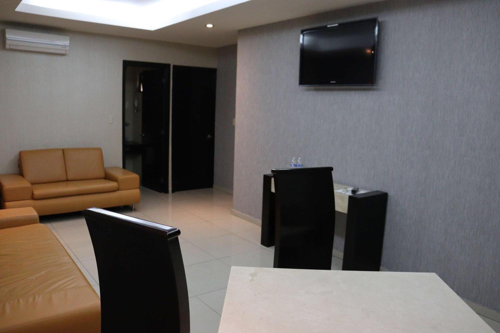 Wyndham Garden Aguascalientes Hotel & Casino 外观 照片